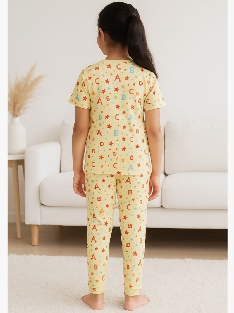 girls printed night suit
