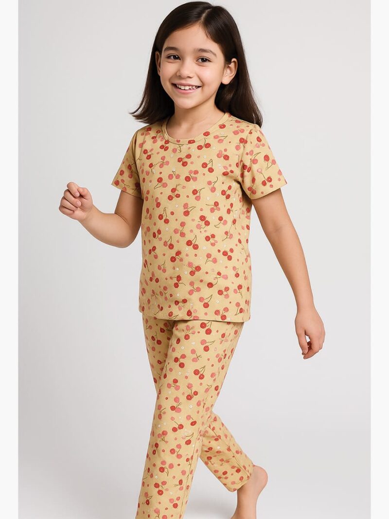 KNS-SABBNA-03-CRM-10-11Y-02-T-F Girls Cotton Printed Night Suit Set - Cream