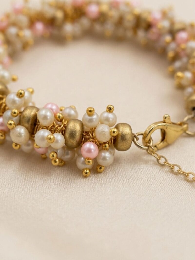 Women's Pearl Charm Bracelet - White
