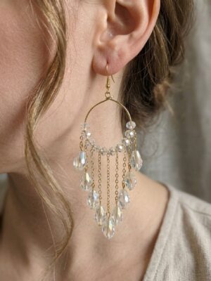 Women's Crystal Raindrop Hanging Earrings - White