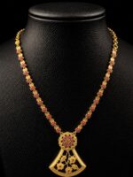WJ-WP-OL-5-01-f Women's Gold-Plated Floral Pendant Necklace
