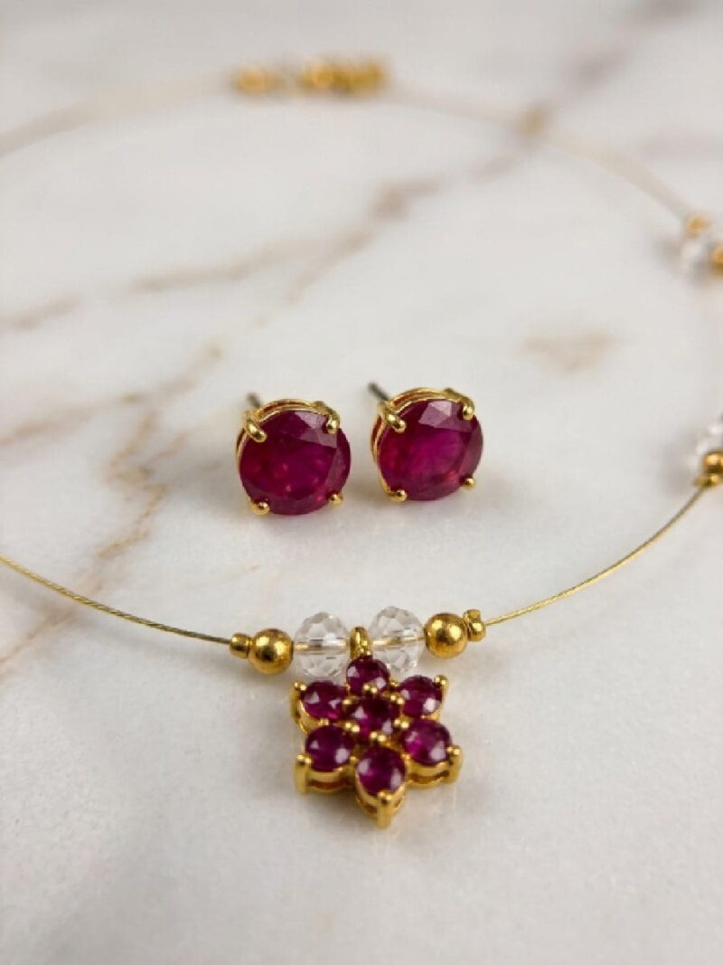 Women's Gold Invisible Wire Choker Set - Pink