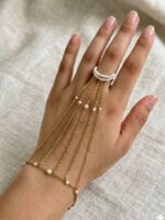 WJ-WP-HC09-WH-02 (1) Women's Pearl Hand Chain - White