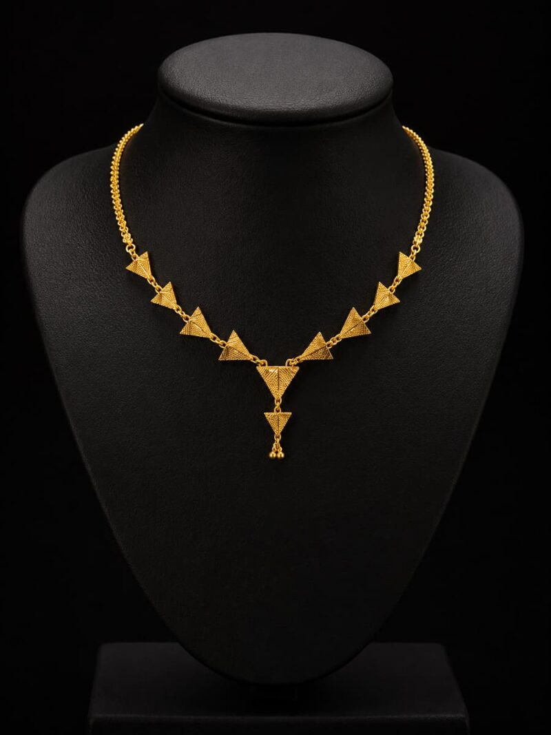 WJ-WP-S-35-03-f Women's Alloy Triangle Necklace Gold