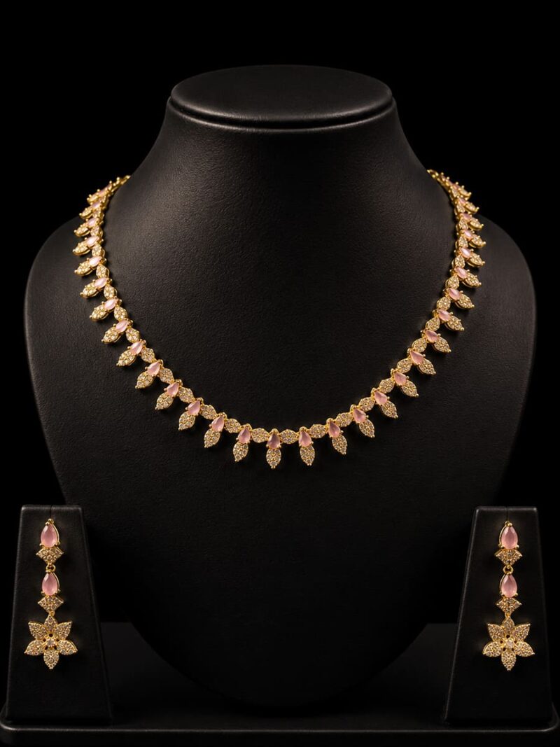 Women's Alloy Necklace Set - Pink