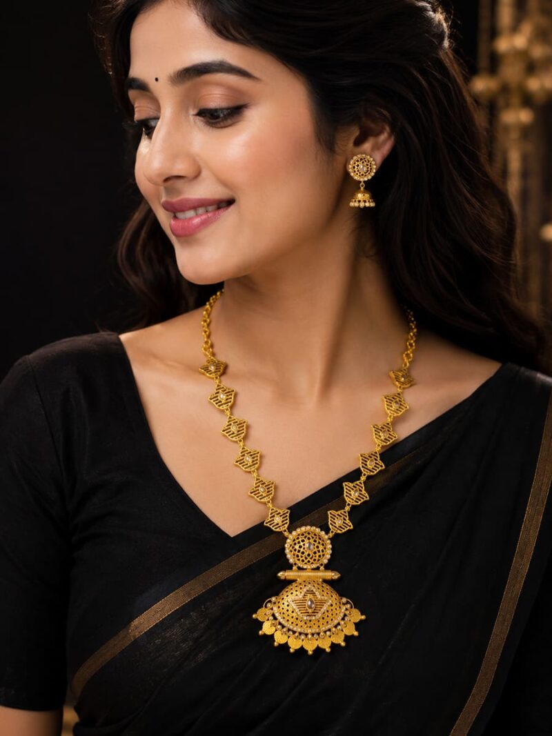 Women's Alloy Temple Pendant Necklace Gold