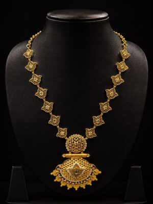 Women's Alloy Temple Pendant Necklace Gold
