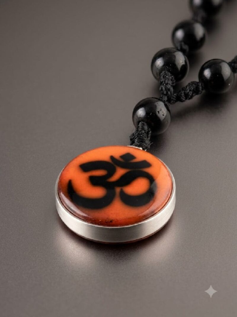 Unisex Ethnic Reversible Pendant Necklace - Black