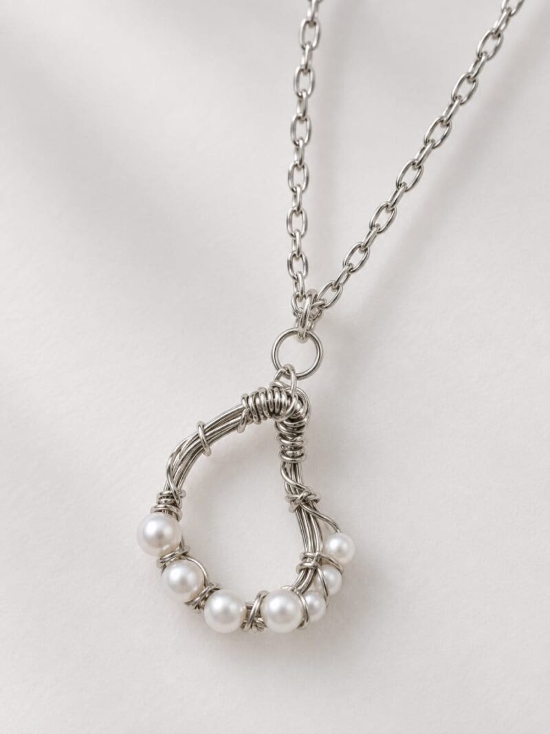 Women’s Silver Pearl Pendant Chain – White
